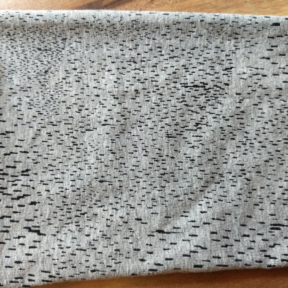 Fabletics Capris - image 3